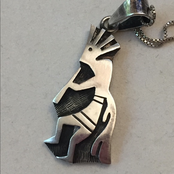 Hopi style Kokopelli signed RD sterling pendant - Picture 3 of 8